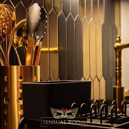 Sensual Sauna Double Douche Apartman