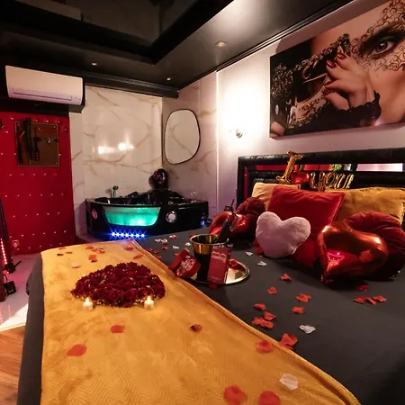 Sensual Sauna Double Douche * Nancy